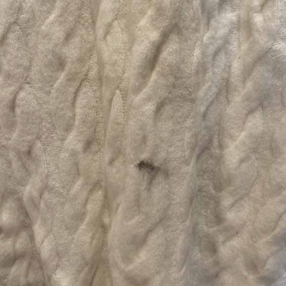 NWT * H&M cable knit sweater *read - Picture 4 of 6